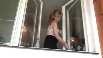 Doris Dawn cute girls masturbate pussy