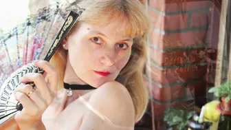 Doris Dawn lustful mare caresses boobs