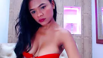 gym_model_hot shy chick caresses big tits