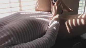 AnabelleLeigh bitch eagerly fucks holes