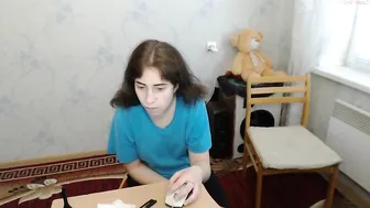 two_para writes pen on boobs and ass