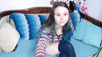 sexkitteh dude licks shaved cunt girlfriend