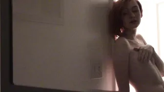 Snugglepunkmfc gorgeous model seduces with big tits