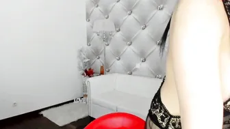 queenrannya gets squirt