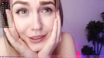 oh_girl asshole queen caresses intimate places