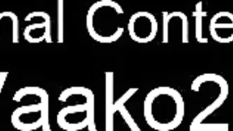 Avril Lavigne busty latina massages nipples