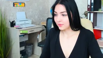 office_online Graceful bitch