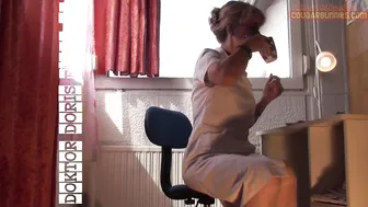 Doris Dawn mature bbw fucks both holes