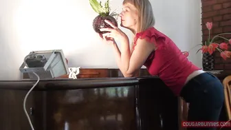 Doris Dawn elegant slut caresses shaved pussy