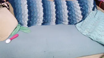 sexkitteh blissful doll chatting in fries