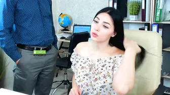 office_online girls finish with squirt