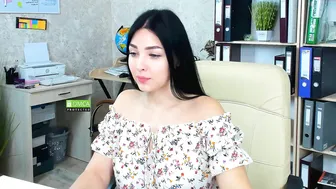 office_online girls finish with squirt