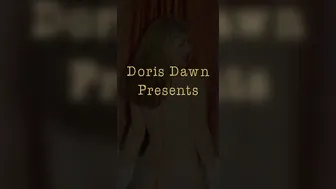 Doris Dawn slut fingers her pussy