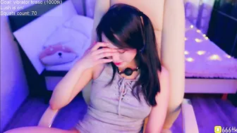reibelletv Hot brunette