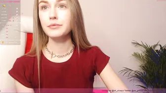 oh_girl beauty is resting with pussy