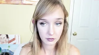 cutiepainter passionate slut shows shaved holes