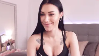 miladenver beautiful slut exposes big tits