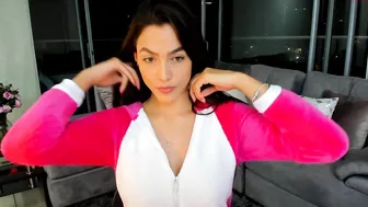 amelia_johnson ardent maid seduces with big forms