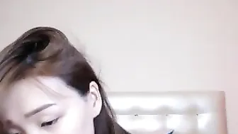 cum_soldier amazing babe jerking her shaved cunt