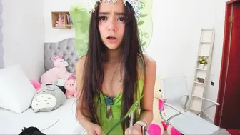 hanna_costello young bitch masturbates pussy