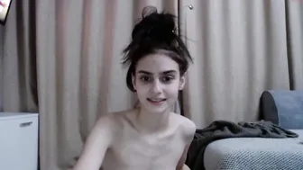 ellapaul busty slut poses naked