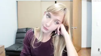 cutiepainter bitch drummed with glass dick