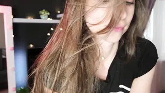 molly_doolly exquisite chick makes double fuck