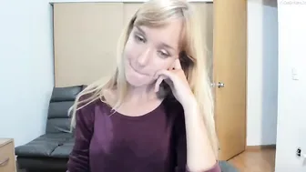 cutiepainter hot brunette posing in stockings