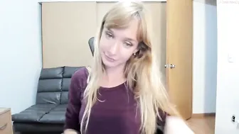 cutiepainter hot brunette posing in stockings