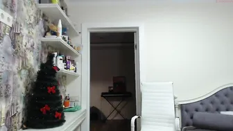 patriciashiny cute chick shows off gorgeous body