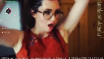 love_dont_be_shy slutty bitch masturbates pussy