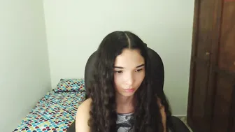 lisa_coleman graceful blonde passionately masturbating cunt