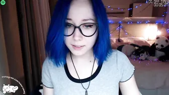 blue_mooncat cute babe showing slut shapes