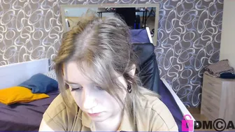 agelina_summer leggy teen fucking pussy