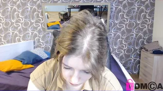 agelina_summer leggy teen fucking pussy