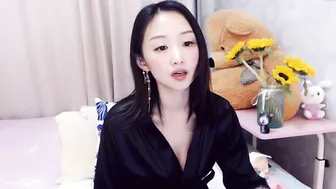 little_princess6 young stallion fingering dildo