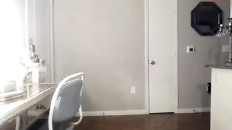 wynterheat busty woman chatting in chat