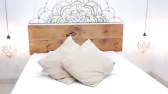 isabel_hotsex hot thing caresses shaved holes