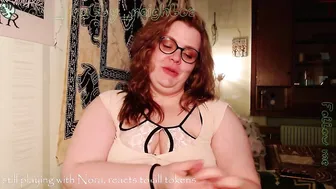 your_chubby_neighbor expressive swell performs crazy dance