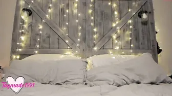 taymade1991 cutie whore fucks vagina hard