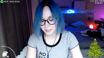 blue_mooncat cheeky busty bitch