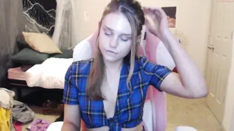 strawberry141 big breasted model will excite anyone with her bust