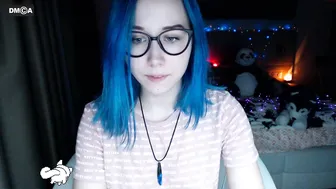 blue_mooncat the calf jerks off and cums