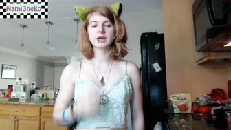 nami3neko naughty brunette seduces with big booty