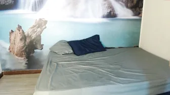 _roxana crazy chick caresses natural tits