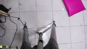 the_sweet_dogs cute girl pulls sex lips