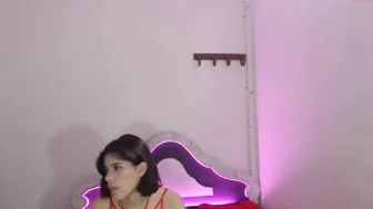 sweet_princes_anal openwork babe masturbates cap