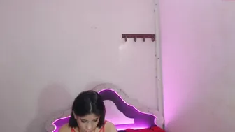 sweet_princes_anal openwork babe masturbates cap