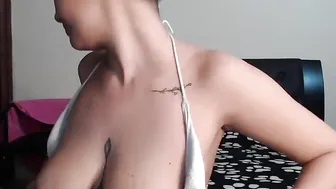lena_chambers amazing confused licks nipples