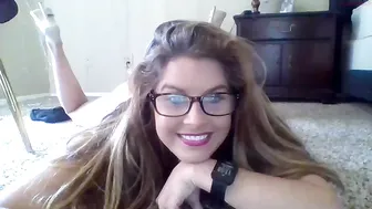 ky_lynn appetizing slut turns a cool ass